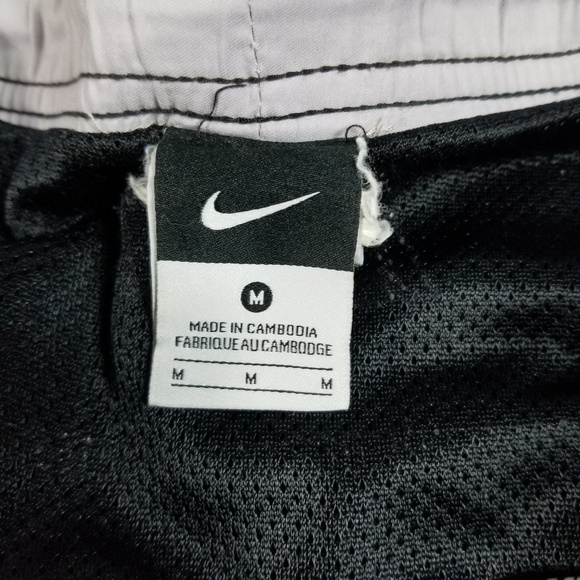 Nike Swim Trunks Men's Medium Black/White G50 - Picture 2 of 3